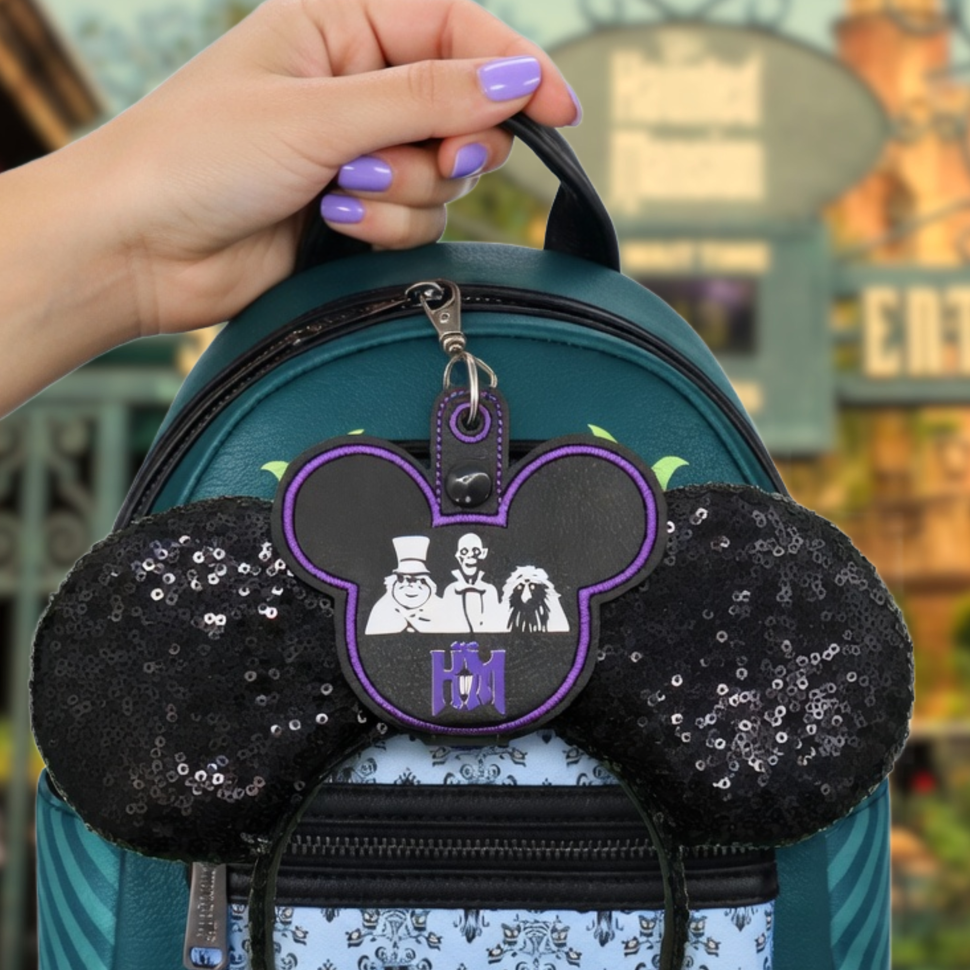 Hitchhiking Ghosts Glow-in-the-Dark Ear & Sunglasses Holder