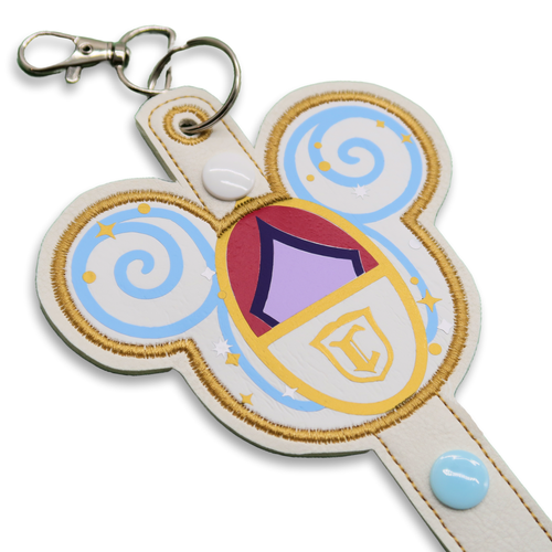 Cinderella’s Carriage-Inspired Minnie Ear & Sunglasses Holder